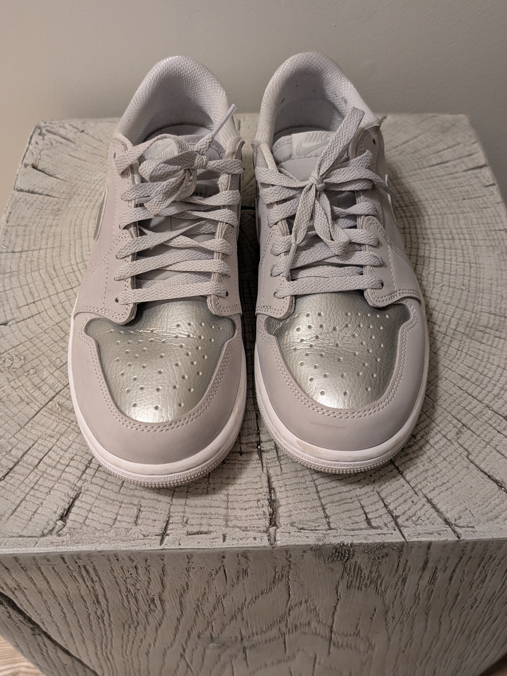 Jordan 1 Low Men's Retro OG "Metallic Silver" No Box